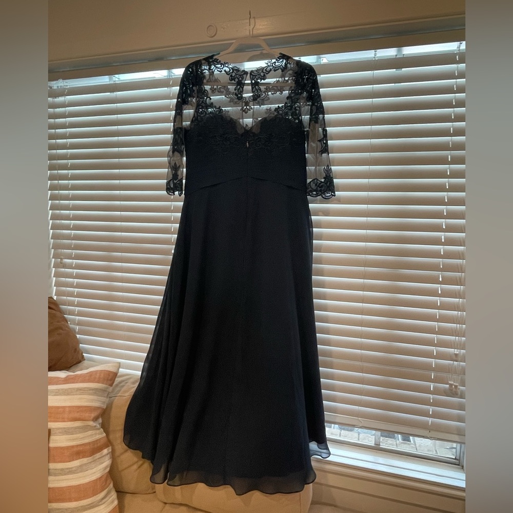 NWT JJs House Navy dress/ mother of bride or groom dress/ Navy / Size 16